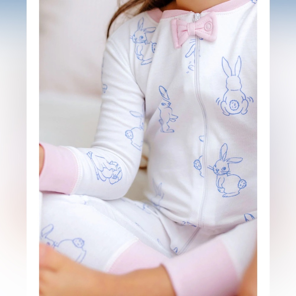 Beaufort Bonnet Noelles Night Night Footed Board Walk Bunny/Palm Beach Pink